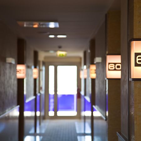 Breaking Business Hotel Mosciano SantʼAngelo Esterno foto